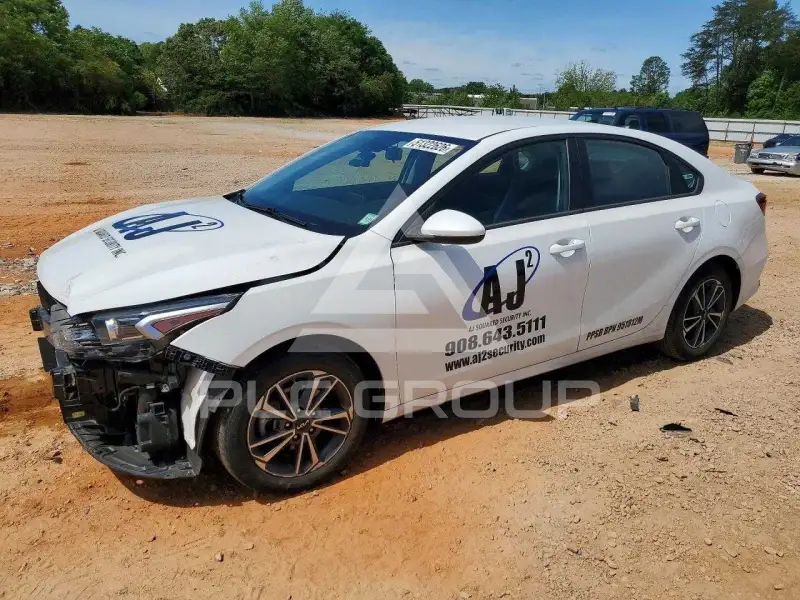 2022 KIA Forte фото
