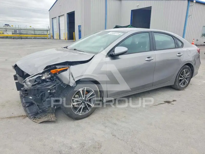 2022 KIA Forte фото
