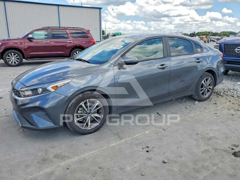 2022 KIA Forte фото