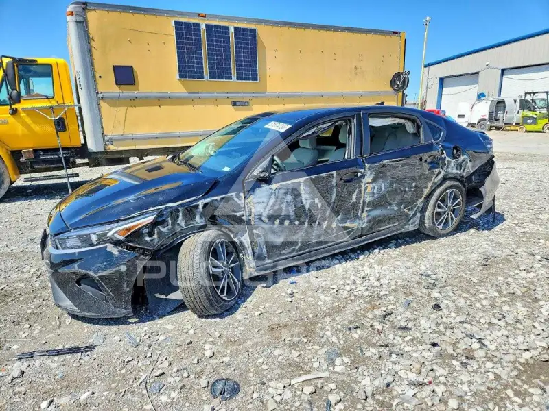 2022 KIA Forte фото