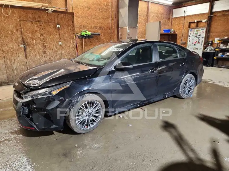 2022 KIA Forte фото