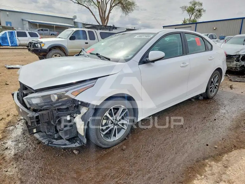 2022 KIA Forte фото