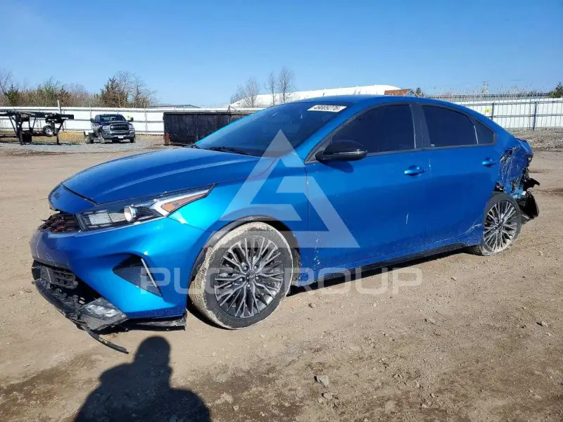 2022 KIA Forte фото