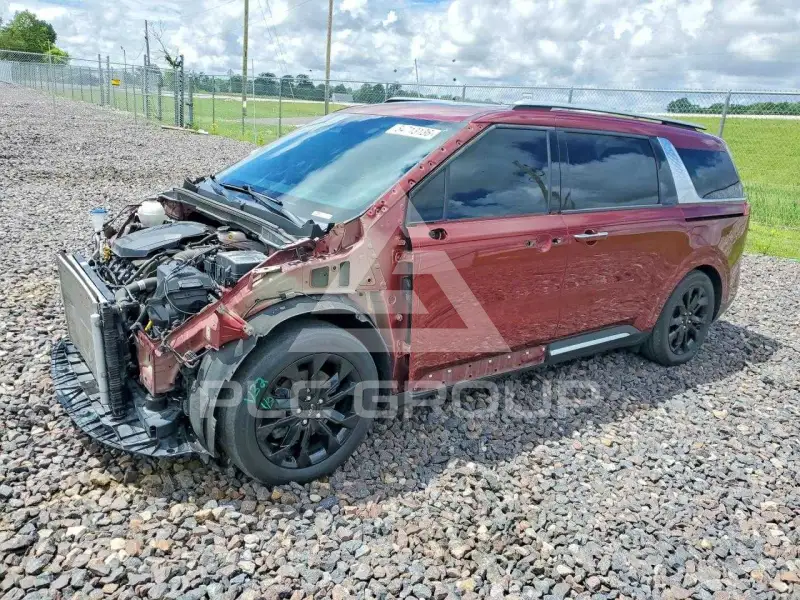 2022 KIA Carnival photo