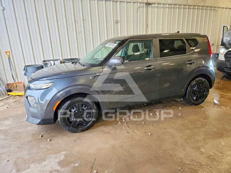 2022 KIA Soul фото