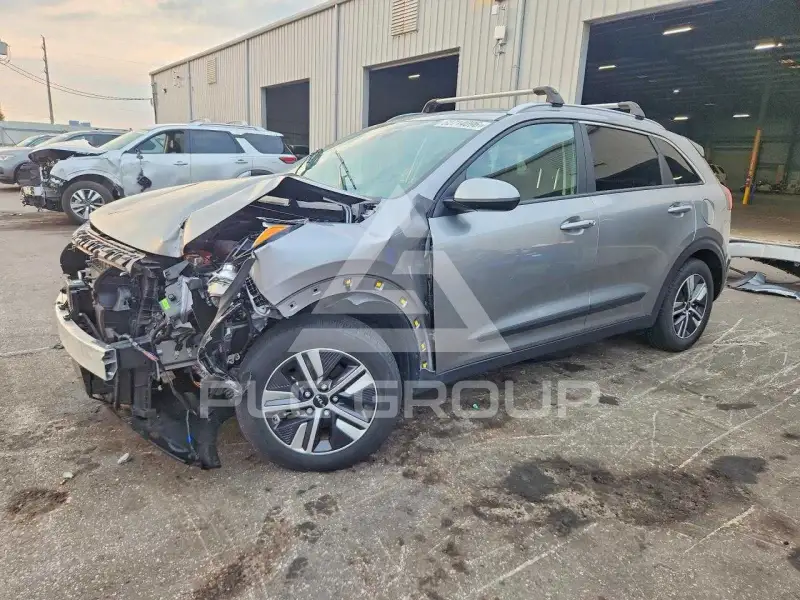 2022 KIA Niro фото