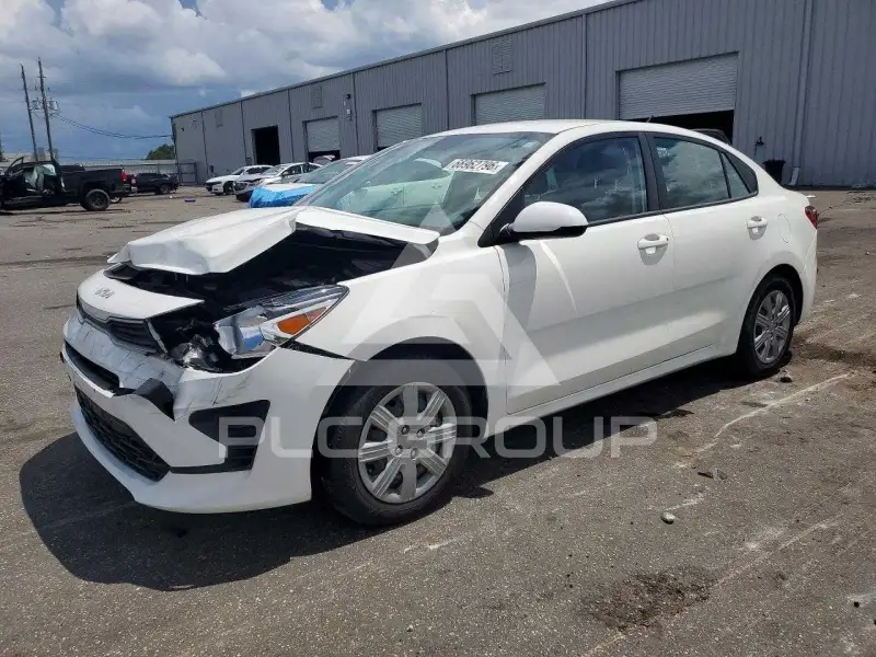 2022 KIA Rio фото