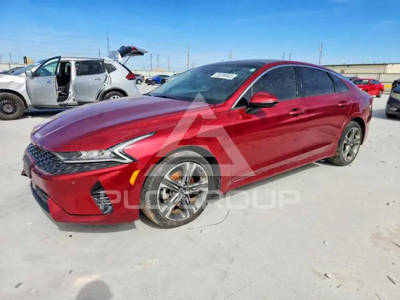 2022 KIA K5 фото