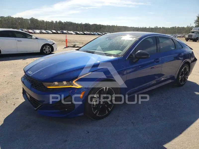 2022 KIA K5 photo