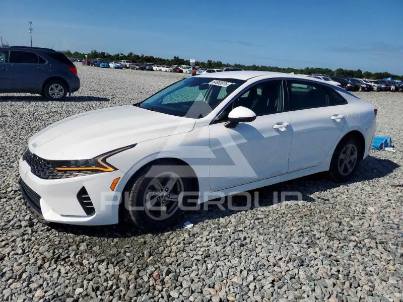 2022 KIA K5 photo