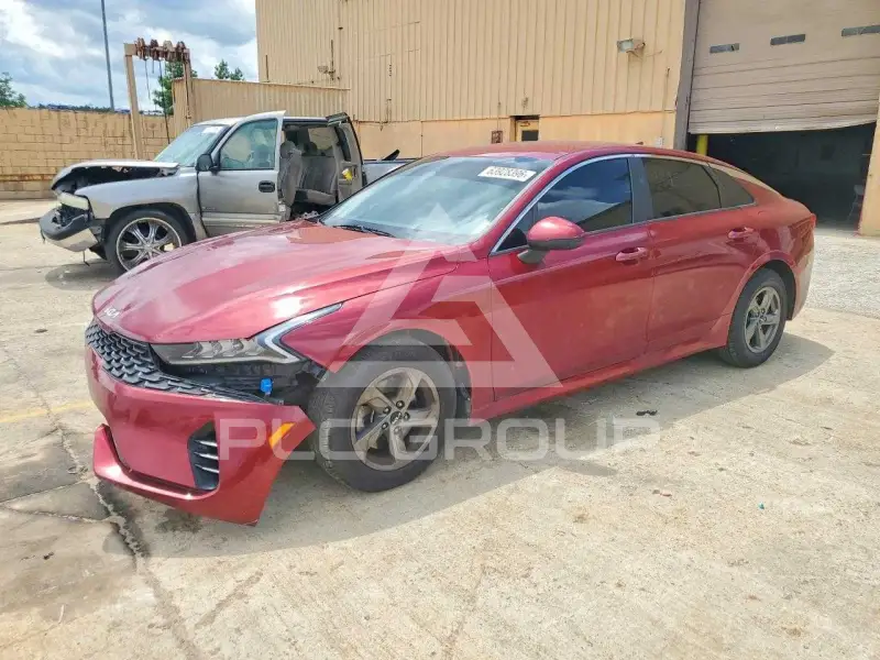 2022 KIA K5 фото
