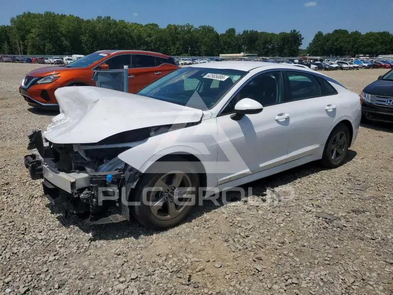 2022 KIA K5 photo