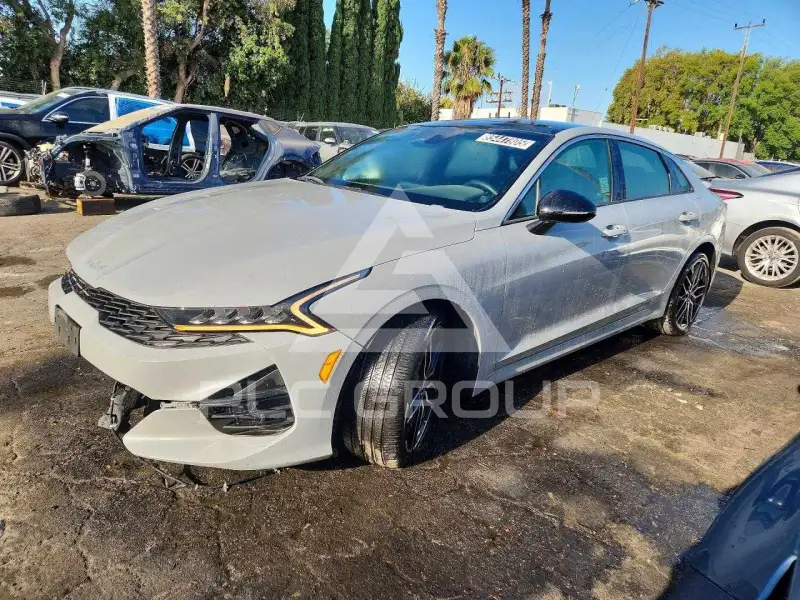 2022 KIA K5 photo