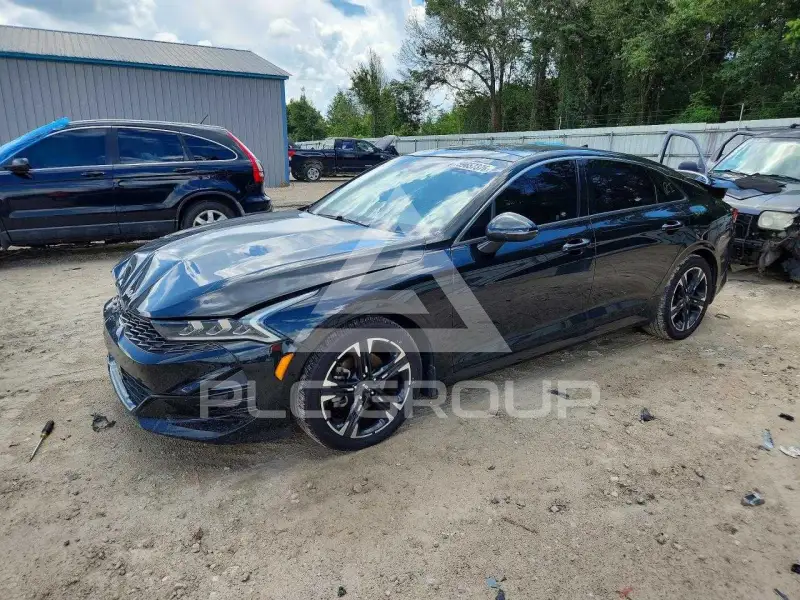 2022 KIA K5 фото