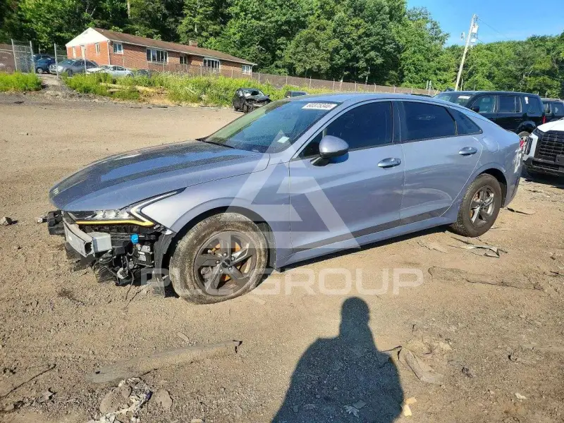 2022 KIA K5 фото