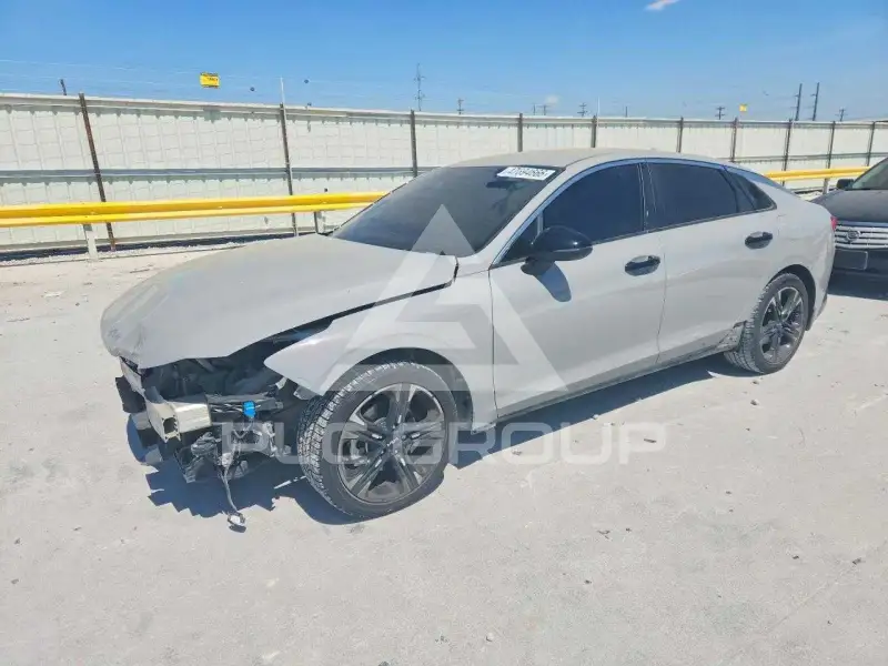 2022 KIA K5 фото