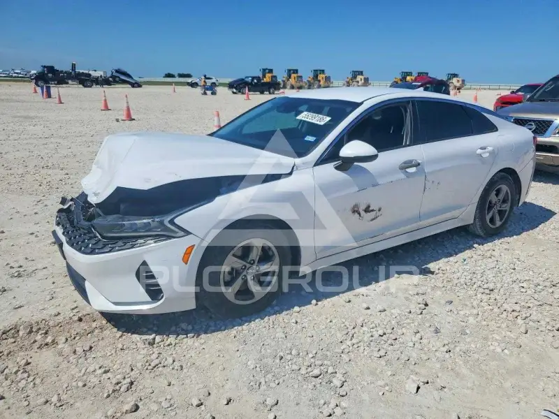 2022 KIA K5 фото