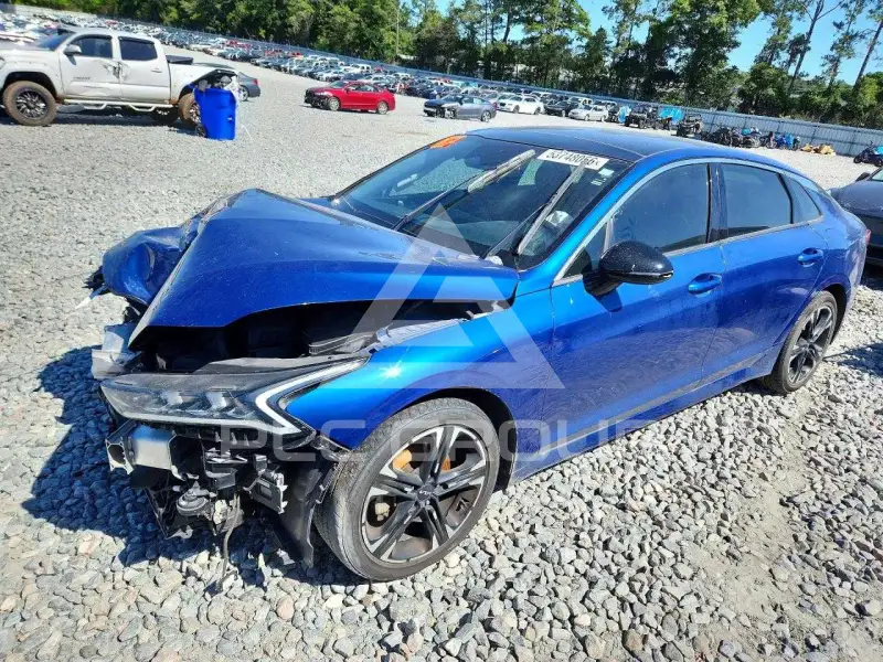 2022 KIA K5 фото