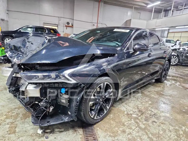 2022 KIA K5 photo