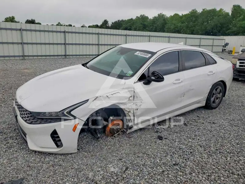 2022 KIA K5 фото
