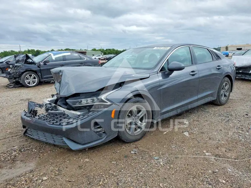 2022 KIA K5 фото