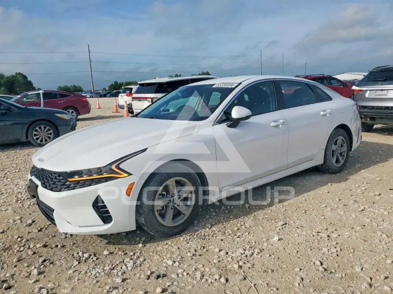 2022 KIA K5 фото
