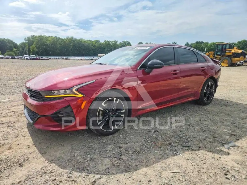 2022 KIA K5 photo