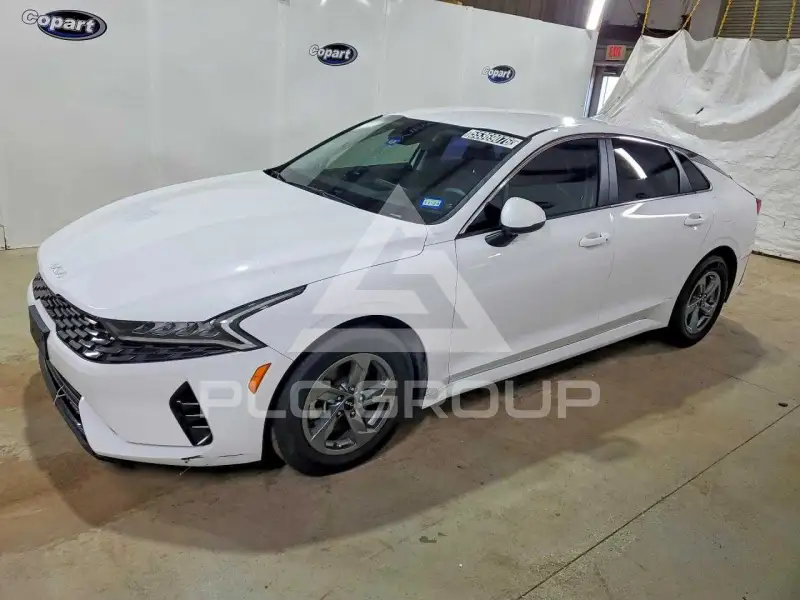 2022 KIA K5 фото