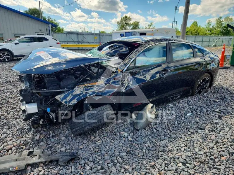 2022 KIA K5 фото