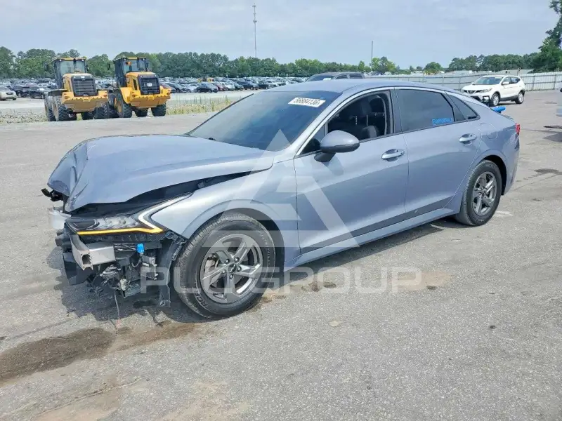 2022 KIA K5 фото