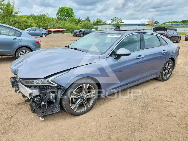 2022 KIA K5 фото