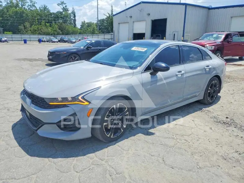 2022 KIA K5 фото