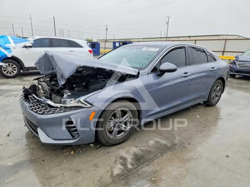 2022 KIA K5 photo