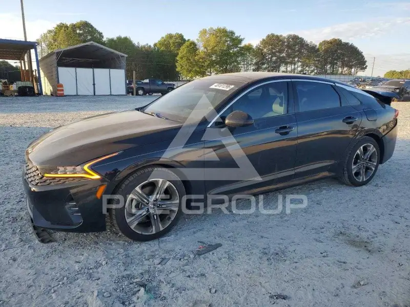 2022 KIA K5 фото