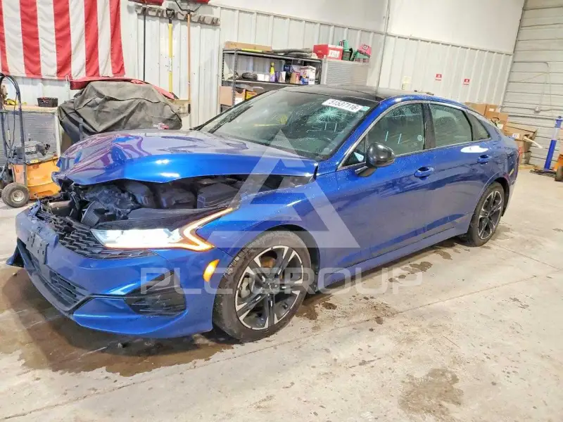2022 KIA K5 фото