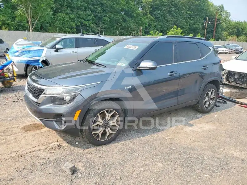 2022 KIA Seltos photo