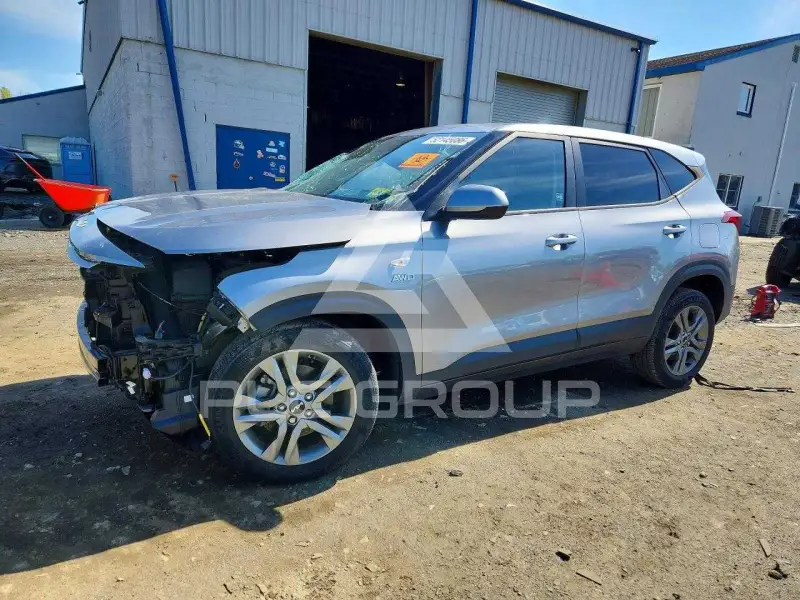 2022 KIA Seltos photo