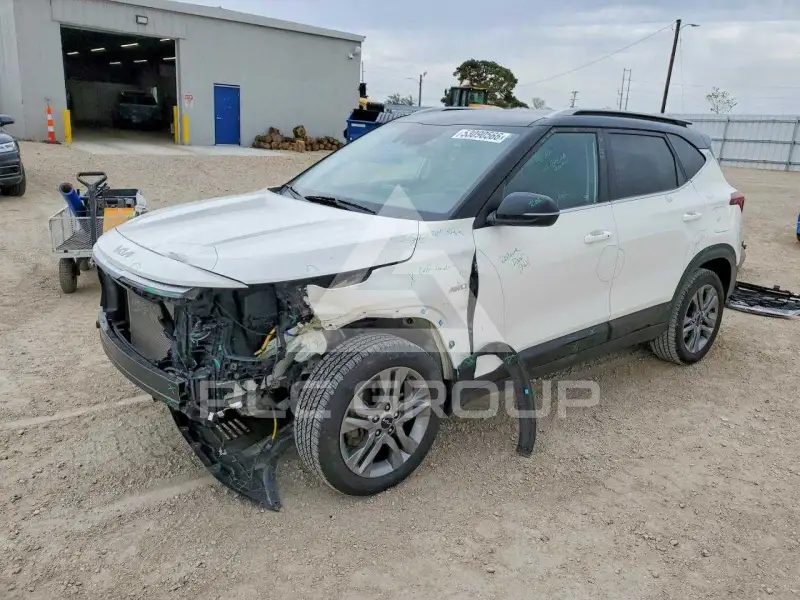 2022 KIA Seltos фото