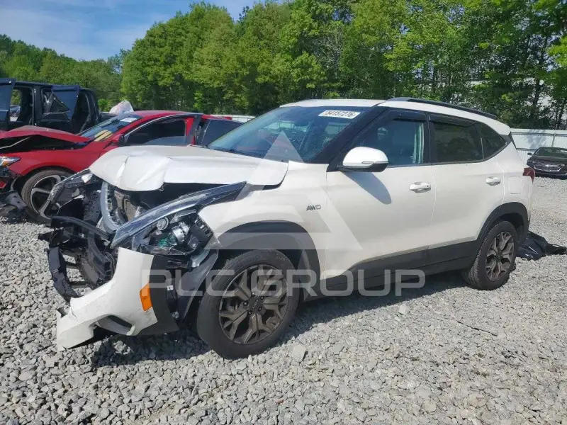 2022 KIA Seltos фото