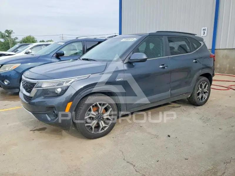 2022 KIA Seltos фото
