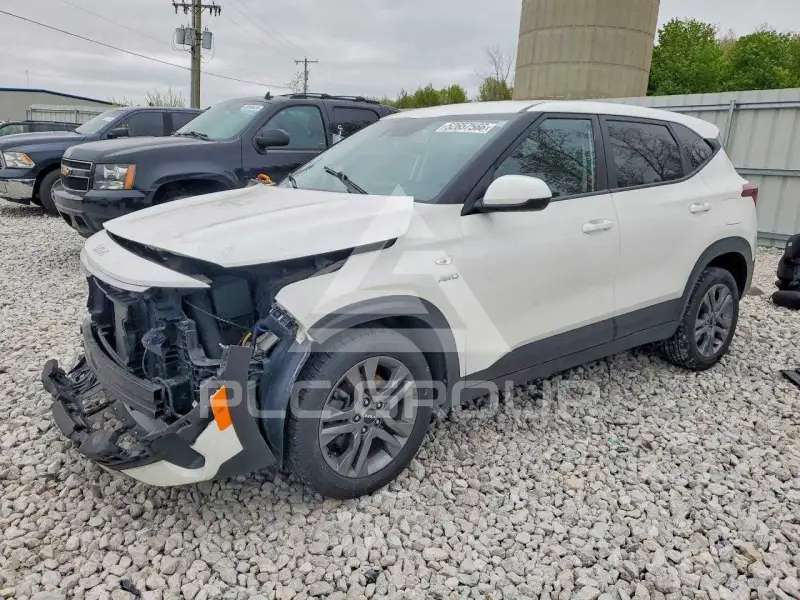 2022 KIA Seltos фото