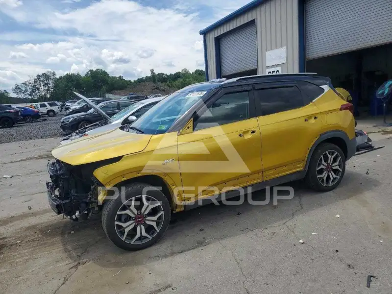 2022 KIA Seltos фото