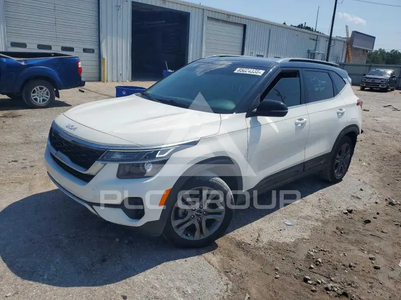 2022 KIA Seltos photo