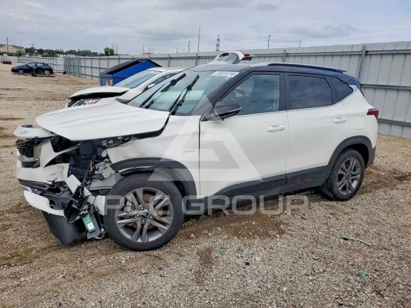 2022 KIA Seltos фото