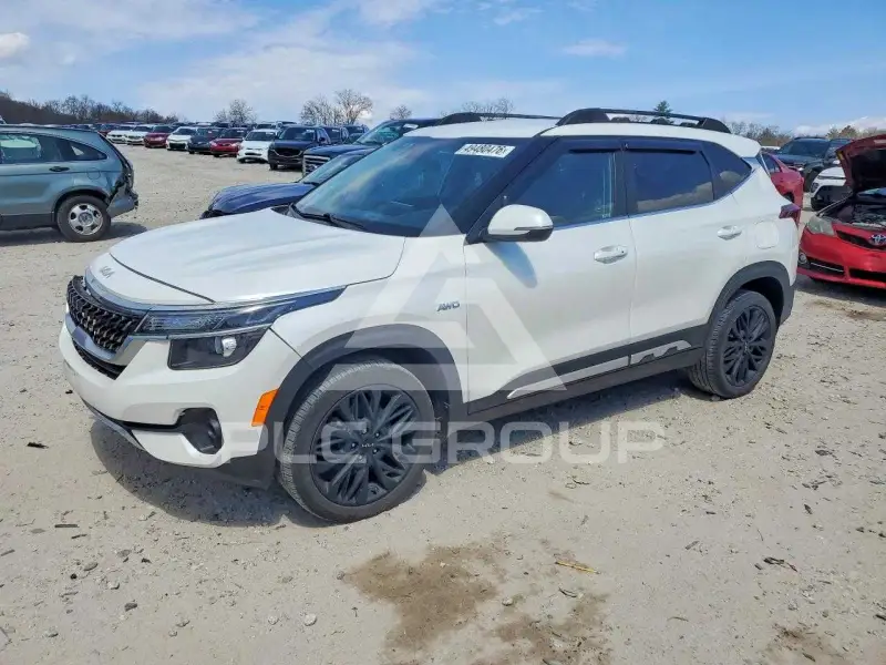 2022 KIA Seltos photo