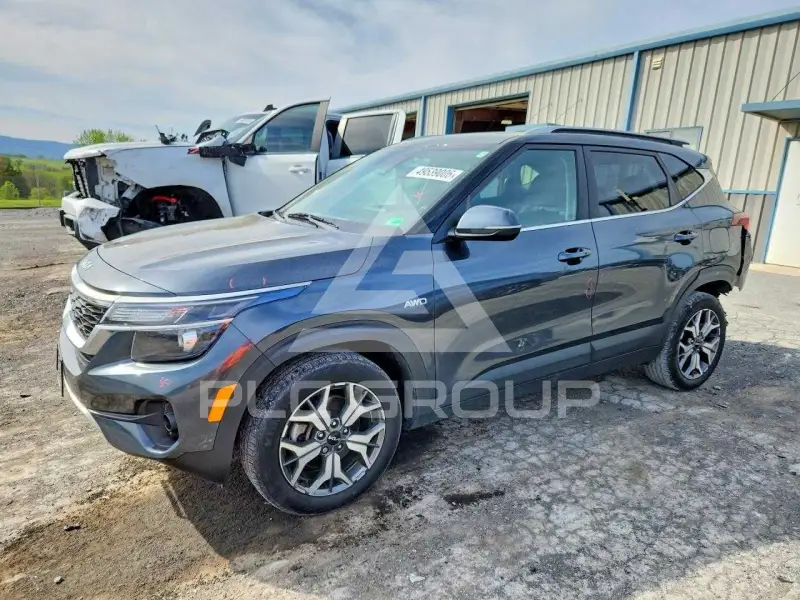 2022 KIA Seltos фото