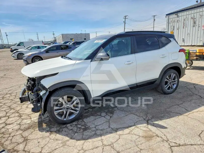2022 KIA Seltos фото