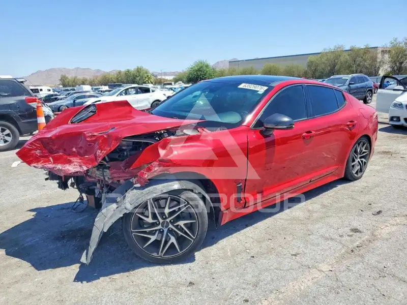 2022 KIA Stinger фото