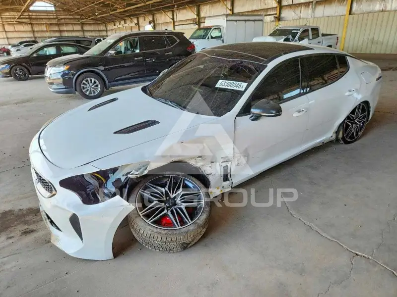 2022 KIA Stinger фото
