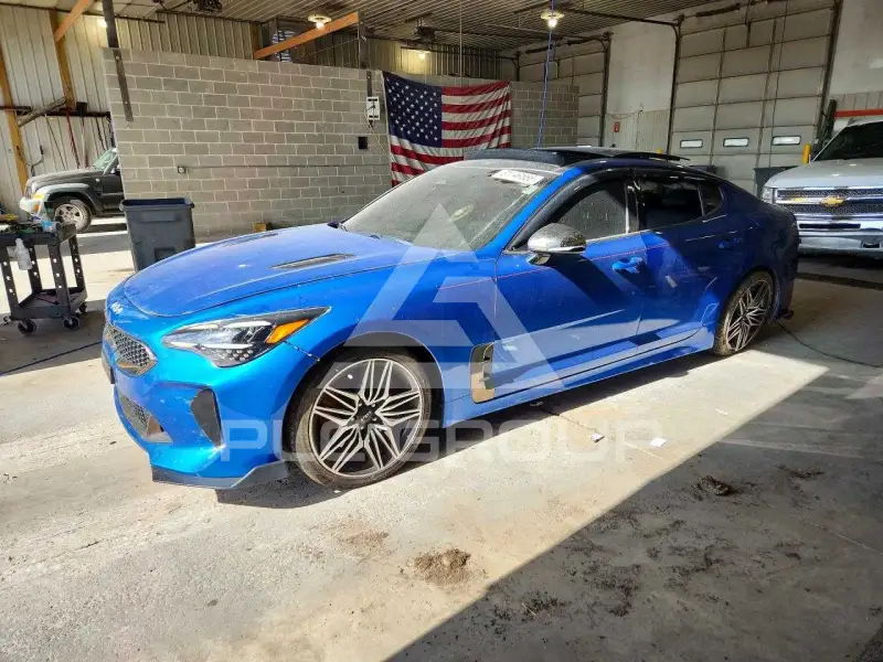 2022 KIA Stinger фото